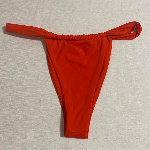 L*SPACE Women's GINA BOTTOM BITSY Cut Bikini Bottom Size L - Picture 1 of 4